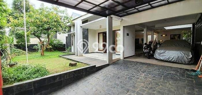 Dijual Rumah Premium dengan Fasilitas Sekitar Komplit di Cinere, Depok Dijual Rumah Premium dengan Fasilitas Sekitar Komplit di Cinere, Depok