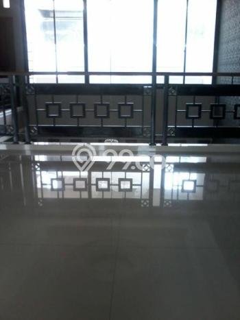 Rumah Elit Modern Siap Huni di Pondok Kelapa Jakarta Timur Rumah Elit Modern Siap Huni di Pondok Kelapa Jakarta Timur