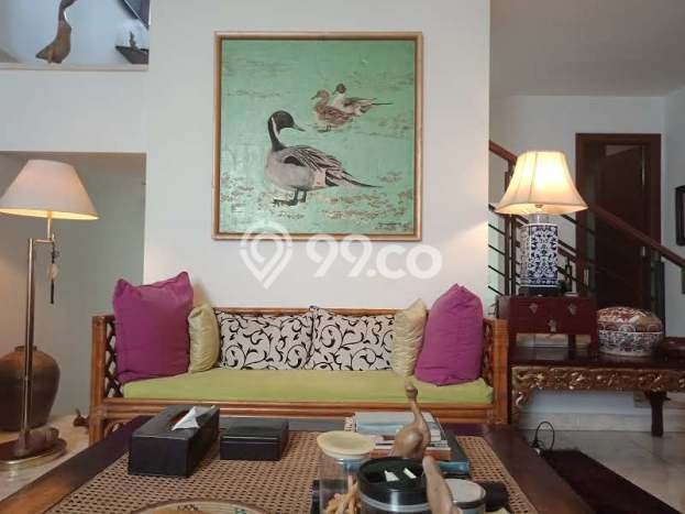 Rumah Elit Modern Siap Huni di Ciumbuleuit Bandung Rumah Elit Modern Siap Huni di Ciumbuleuit Bandung