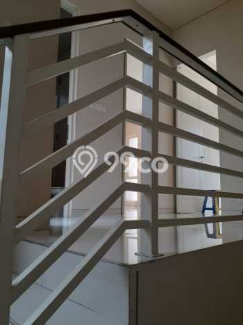 Dijual Rumah Premium dengan Fasilitas Sekitar Komplit di Lakarsantri, Surabaya Dijual Rumah Premium dengan Fasilitas Sekitar Komplit di Lakarsantri, Surabaya