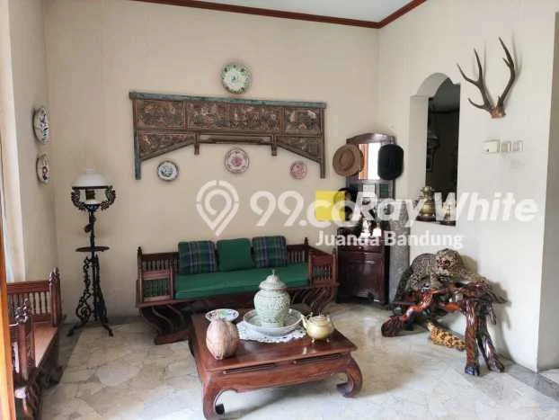 Siap Huni Hunian Elit 5 Kamar di Coblong Dekat ke Mana Pun Siap Huni Hunian Elit 5 Kamar di Coblong Dekat ke Mana Pun