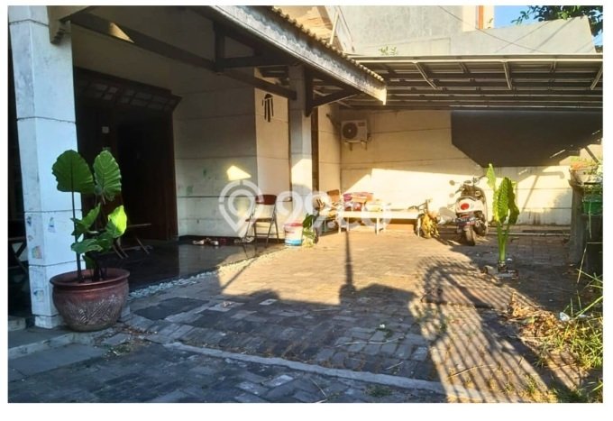 Best Deal Hunian Mewah Ideal dan Luas di Wonocolo, Surabaya Best Deal Hunian Mewah Ideal dan Luas di Wonocolo, Surabaya