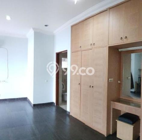 Jarang Ada! Rumah Kontrakan 10 Kamar Nyaman Siap Huni Lippo Karawaci Jarang Ada! Rumah Kontrakan 10 Kamar Nyaman Siap Huni Lippo Karawaci
