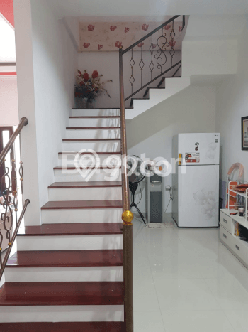 Hunian Mewah Dijual LT 120m2 di Wiyung, Surabaya Hunian Mewah Dijual LT 120m2 di Wiyung, Surabaya