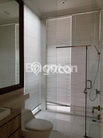 Jual Rumah Mewah Elegan Dengan View Cantik di Pakuwon Indah, Surabaya Jual Rumah Mewah Elegan Dengan View Cantik di Pakuwon Indah, Surabaya