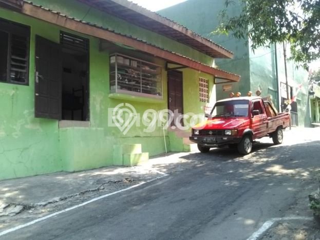 Dijual Rumah 5 Kamar Lokasi Strategis Bagus dan Strategis di Jebres Dijual Rumah 5 Kamar Lokasi Strategis Bagus dan Strategis di Jebres