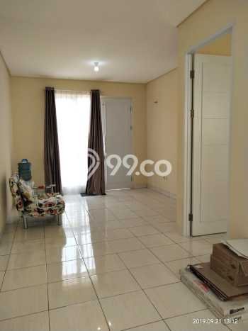 Rumah Siap Pakai di Ciputat, Tangerang Selatan, Luas 120m² Bangunan 110m² Rumah Siap Pakai di Ciputat, Tangerang Selatan, Luas 120m² Bangunan 110m²