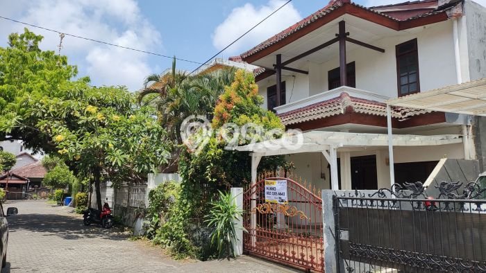 Rumah lokasi Denpasar Utara, Denpasar, LT 200m² LB 300m² Rumah lokasi Denpasar Utara, Denpasar, LT 200m² LB 300m²