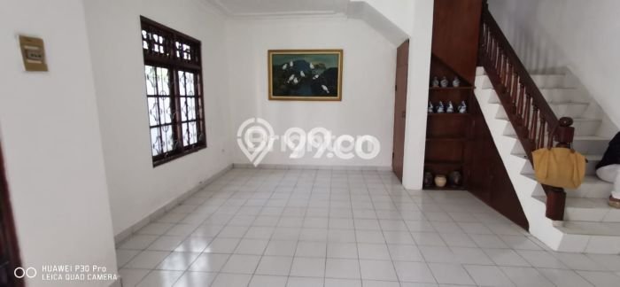 Rumah lokasi Denpasar Utara, Denpasar, LT 200m² LB 300m² Rumah lokasi Denpasar Utara, Denpasar, LT 200m² LB 300m²