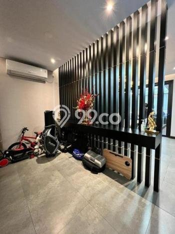 Rumah Elit LB 270m2 Siap Huni Desain Elegan di BSD, Tangerang Rumah Elit LB 270m2 Siap Huni Desain Elegan di BSD, Tangerang