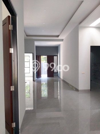 Rumah Bisa KPR LT 235m2m² di Sukolilo, Bebas Banjir, Surabaya Rumah Bisa KPR LT 235m2m² di Sukolilo, Bebas Banjir, Surabaya
