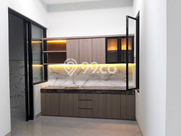 Rumah Bisa KPR LT 235m2m² di Sukolilo, Bebas Banjir, Surabaya Rumah Bisa KPR LT 235m2m² di Sukolilo, Bebas Banjir, Surabaya
