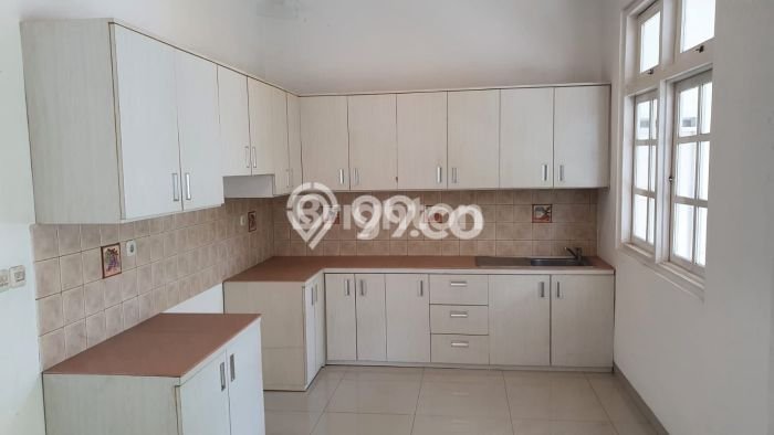 Rumah Elit Modern Tanpa Renovasi di Cipete Jakarta Selatan Rumah Elit Modern Tanpa Renovasi di Cipete Jakarta Selatan