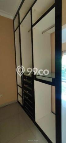 Rumah Luxury Modern Tanpa Renovasi di Gading Serpong Tangerang Rumah Luxury Modern Tanpa Renovasi di Gading Serpong Tangerang