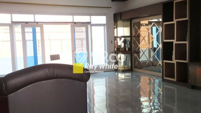 For Sale! Premium House LT 330m2 Desain Elegan di Turangga For Sale! Premium House LT 330m2 Desain Elegan di Turangga