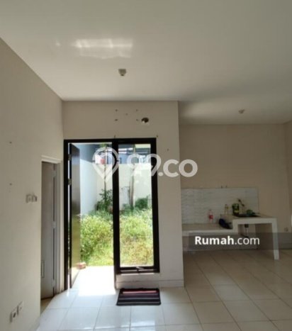 Dijual Rumah Eksklusif 2 KT di BSD, Tangerang Dijual Rumah Eksklusif 2 KT di BSD, Tangerang