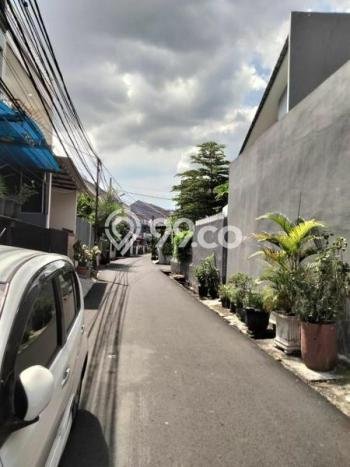 Kesempatan Memiliki Rumah 8 Kamar Tidur dan 3 Kamar Mandi di Lokasi Strategis Tomang, Jakarta Barat Kesempatan Memiliki Rumah 8 Kamar Tidur dan 3 Kamar Mandi di Lokasi Strategis Tomang, Jakarta Barat