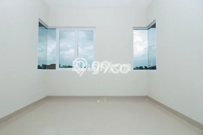 Rumah Lokasi Strategis di Kalasan, Sleman, Luas 149m2m² LB 100m2m² Rumah Lokasi Strategis di Kalasan, Sleman, Luas 149m2m² LB 100m2m²