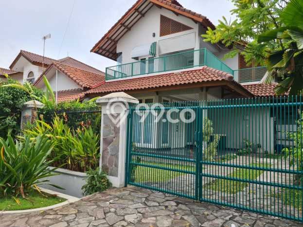 Rumah Elit LB 230m2 Siap Huni Desain Elegan di Kayu Putih, Jakarta Timur Rumah Elit LB 230m2 Siap Huni Desain Elegan di Kayu Putih, Jakarta Timur