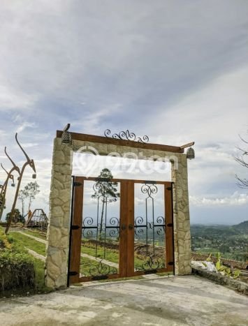 Rumah Eksklusif Dijual LT 3000m2 di Karanganyar, Solo Rumah Eksklusif Dijual LT 3000m2 di Karanganyar, Solo