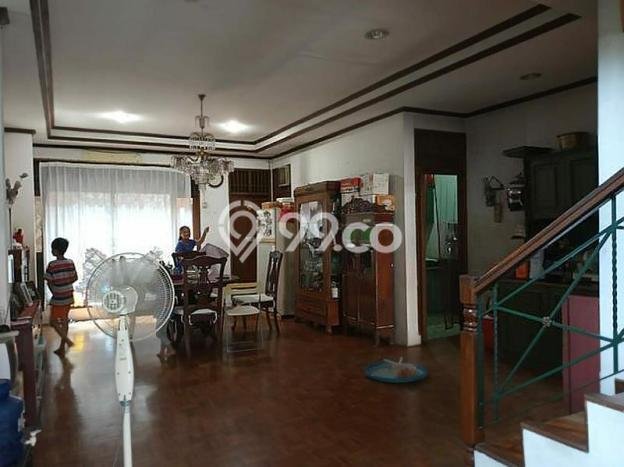 Rumah Luas Asri 4 KT Siap Huni di Bintaro Tangerang Selatan Rumah Luas Asri 4 KT Siap Huni di Bintaro Tangerang Selatan