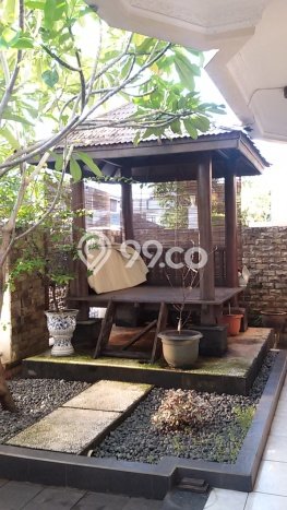 Rumah 5 KT 6 KM di Area Premium Tebet, Jakarta Selatan Rumah 5 KT 6 KM di Area Premium Tebet, Jakarta Selatan