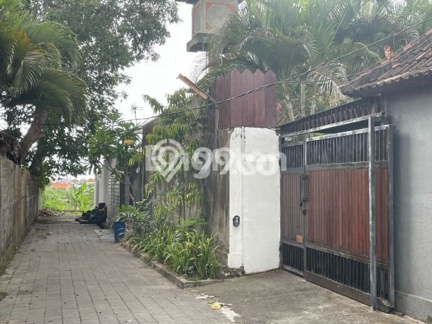 RECOMMENDED! Rumah kawasan Canggu, 3 KT, Area Premium, LT 350m² Bangunan 200m² RECOMMENDED! Rumah kawasan Canggu, 3 KT, Area Premium, LT 350m² Bangunan 200m²
