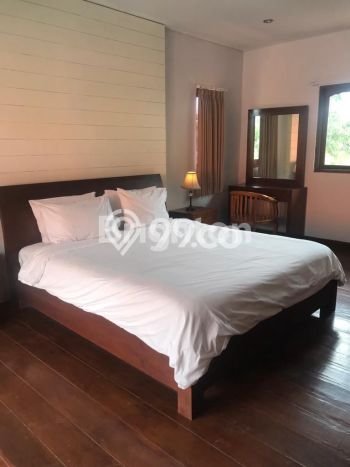 RECOMMENDED! Rumah kawasan Canggu, 3 KT, Area Premium, LT 350m² Bangunan 200m² RECOMMENDED! Rumah kawasan Canggu, 3 KT, Area Premium, LT 350m² Bangunan 200m²