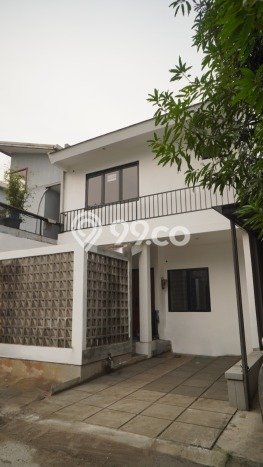 Rumah Terawat di Bintaro, Jakarta Selatan, Luas 72m² Bangunan 100m² DIJUAL CEPAT! Rumah Terawat di Bintaro, Jakarta Selatan, Luas 72m² Bangunan 100m² DIJUAL CEPAT!