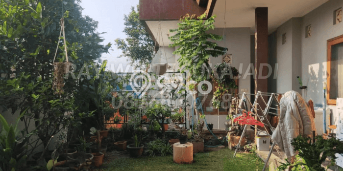 Siap Huni Rumah Mewah 12 Kamar di Coblong Dekat ke Mana Saja Siap Huni Rumah Mewah 12 Kamar di Coblong Dekat ke Mana Saja