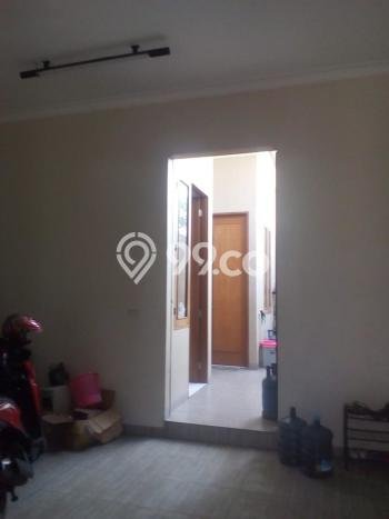 Rumah area Jatimelati, Bekasi, LT 400m² Bangunan 250m² Rumah area Jatimelati, Bekasi, LT 400m² Bangunan 250m²