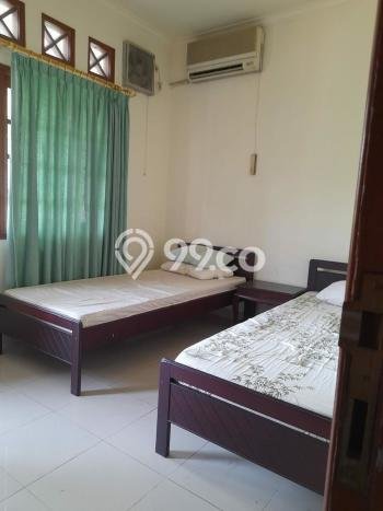 Rumah Kontrakan Tangerang LT 450m2 LB 300m2 Area Cireundeu Rumah Kontrakan Tangerang LT 450m2 LB 300m2 Area Cireundeu