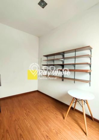 Jual Rumah Bagus Siap Huni LB 130m2 di Sukasari, Bandung Jual Rumah Bagus Siap Huni LB 130m2 di Sukasari, Bandung
