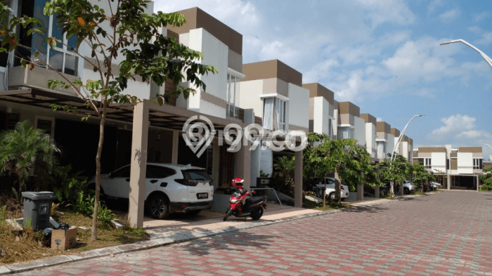 di rumah exclusive 3 lantai kawasan DENGAN KOLAM RENANG elit jalan Kaliurang km 7 kayen sleman yogyakarta di rumah exclusive 3 lantai kawasan DENGAN KOLAM RENANG elit jalan Kaliurang km 7 kayen sleman yogyakarta