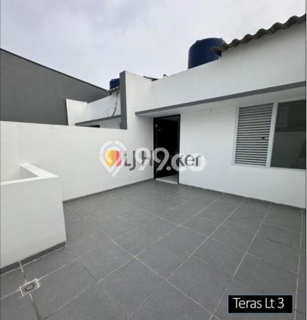 Dijual Rumah Eksklusif 4 KT di Grogol, Jakarta Barat Dijual Rumah Eksklusif 4 KT di Grogol, Jakarta Barat