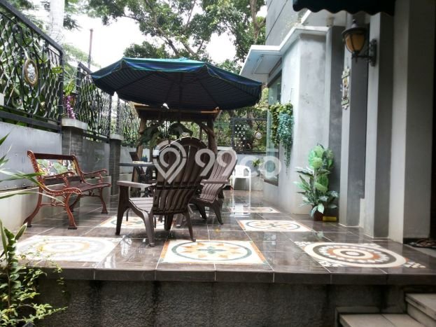 Hunian Mewah LB 350m2 Siap Pakai Desain Elegan di Bintaro, Tangerang Selatan Hunian Mewah LB 350m2 Siap Pakai Desain Elegan di Bintaro, Tangerang Selatan