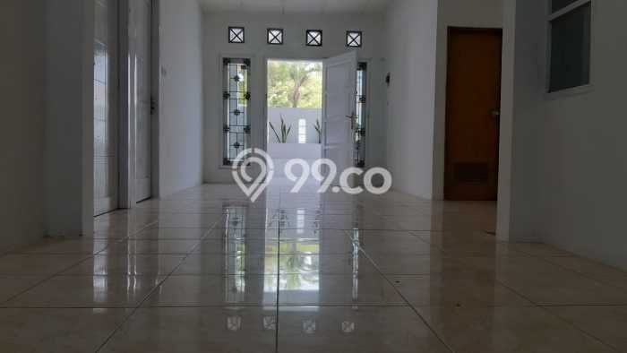 Rumah Modern Cantik 2 KT Siap Huni di Ciputat Rumah Modern Cantik 2 KT Siap Huni di Ciputat