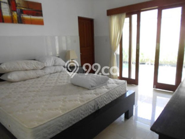 UNIT SPESIAL! Rumah di Canggu, 3 KT, Akses Fasilitas, Luas 350m² LB 190m² UNIT SPESIAL! Rumah di Canggu, 3 KT, Akses Fasilitas, Luas 350m² LB 190m²