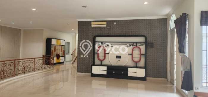 Hunian Mewah LB 600m2 Siap Huni Desain Elegan di Gading Serpong, Tangerang Hunian Mewah LB 600m2 Siap Huni Desain Elegan di Gading Serpong, Tangerang