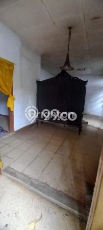 Rumah di Jatiwaringin, Bekasi, LT 240m² LB 180m² Rumah di Jatiwaringin, Bekasi, LT 240m² LB 180m²