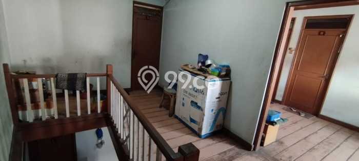 Rumah Lingkungan Nyaman di , Bandung, Luas 264m2m² LB 450m2m² Rumah Lingkungan Nyaman di , Bandung, Luas 264m2m² LB 450m2m²