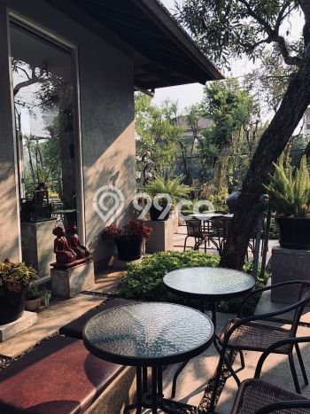 Dijual Rumah Luas Elegan Dengan View Cantik di Geger Kalong, Bandung Dijual Rumah Luas Elegan Dengan View Cantik di Geger Kalong, Bandung
