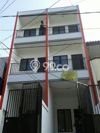 rumah baru 3 lantai minimalis dalam komplek kavling polri jelambar rumah baru 3 lantai minimalis dalam komplek kavling polri jelambar