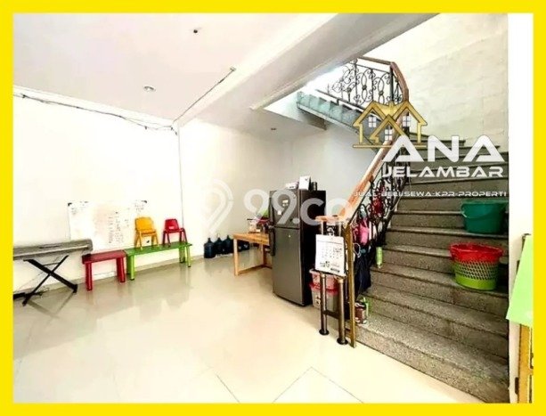 Jual Rumah Luas Megah Dengan View Eksklusif di Jelambar, Jakarta Barat Jual Rumah Luas Megah Dengan View Eksklusif di Jelambar, Jakarta Barat