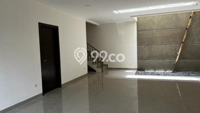 HARGA SPESIAL! Rumah Modern di Bintaro, Tangerang Selatan, Luas 144m² LB 170m² BISA KPR! HARGA SPESIAL! Rumah Modern di Bintaro, Tangerang Selatan, Luas 144m² LB 170m² BISA KPR!