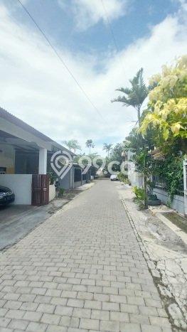 For Sale Rumah 2 Kamar Lokasi Strategis Nyaman dan Strategis di Karangploso For Sale Rumah 2 Kamar Lokasi Strategis Nyaman dan Strategis di Karangploso