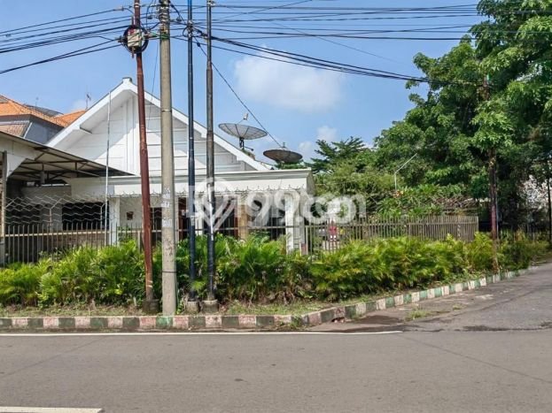 Dijual Rumah Mewah Exclusive di Klojen, Malang Dijual Rumah Mewah Exclusive di Klojen, Malang