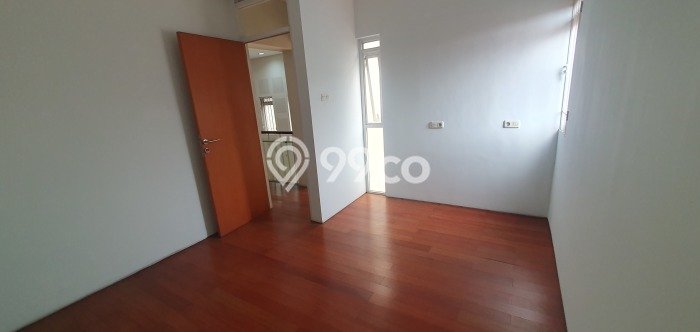 Rumah di BKR, Bandung, LT 133m² LB 180m² Rumah di BKR, Bandung, LT 133m² LB 180m²