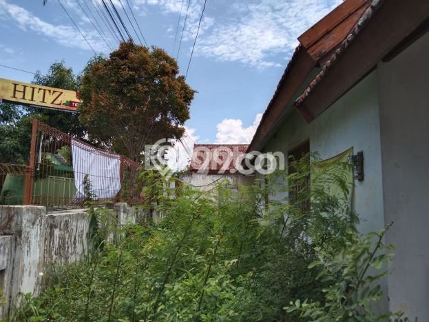 BEST DEAL! Rumah di Klaten Tengah, 3 KT, Dekat Pusat Kota, LT 305m² LB 150m² BEST DEAL! Rumah di Klaten Tengah, 3 KT, Dekat Pusat Kota, LT 305m² LB 150m²