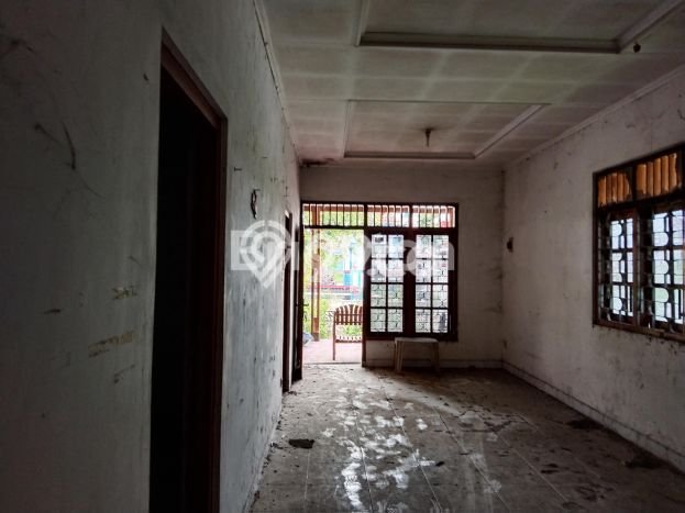 BEST DEAL! Rumah di Klaten Tengah, 3 KT, Dekat Pusat Kota, LT 305m² LB 150m² BEST DEAL! Rumah di Klaten Tengah, 3 KT, Dekat Pusat Kota, LT 305m² LB 150m²